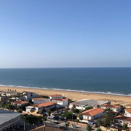 プンタ・ウンブリアAtico Con Vistas Al Marアパートメント エクステリア 写真