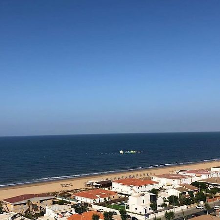 プンタ・ウンブリアAtico Con Vistas Al Marアパートメント エクステリア 写真